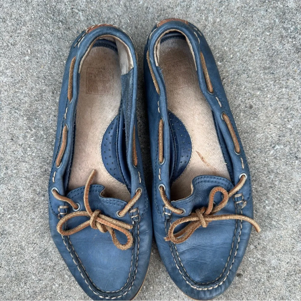 Frye Quincy Tie Blue Leather Boat Shoes Women’s Size 6.5M